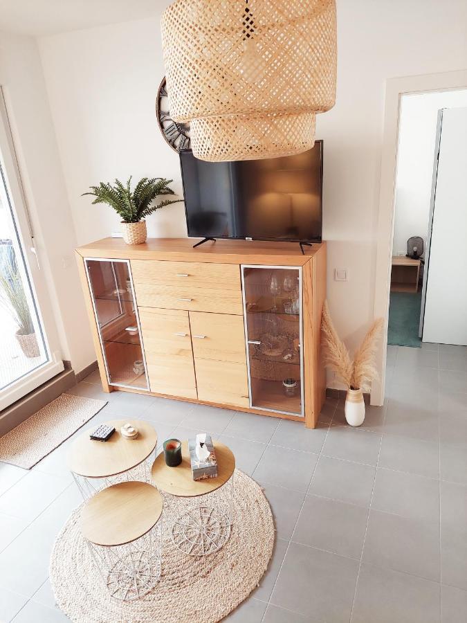 Newhome Nicole Premantura Extérieur photo