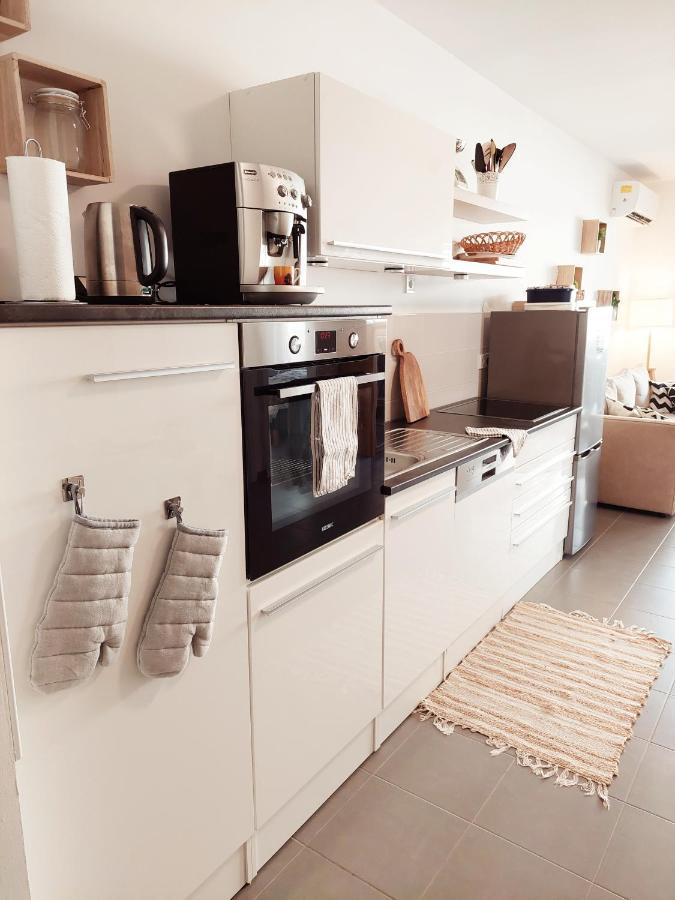 Newhome Nicole Premantura Extérieur photo
